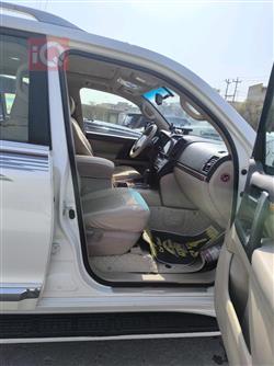 تۆیۆتا لاند کروزەر